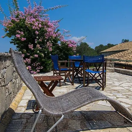 Kiparissi Villa Kourtaiika Exterior photo