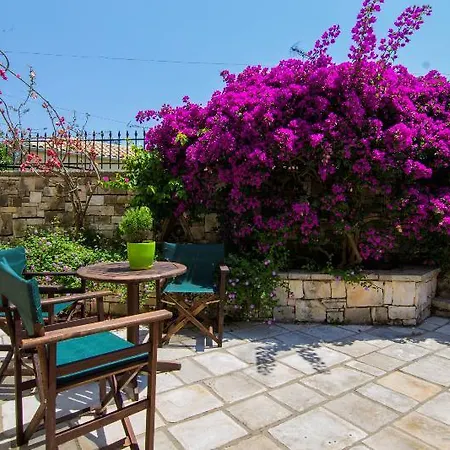 Kiparissi Villa Kourtaiika Exterior photo