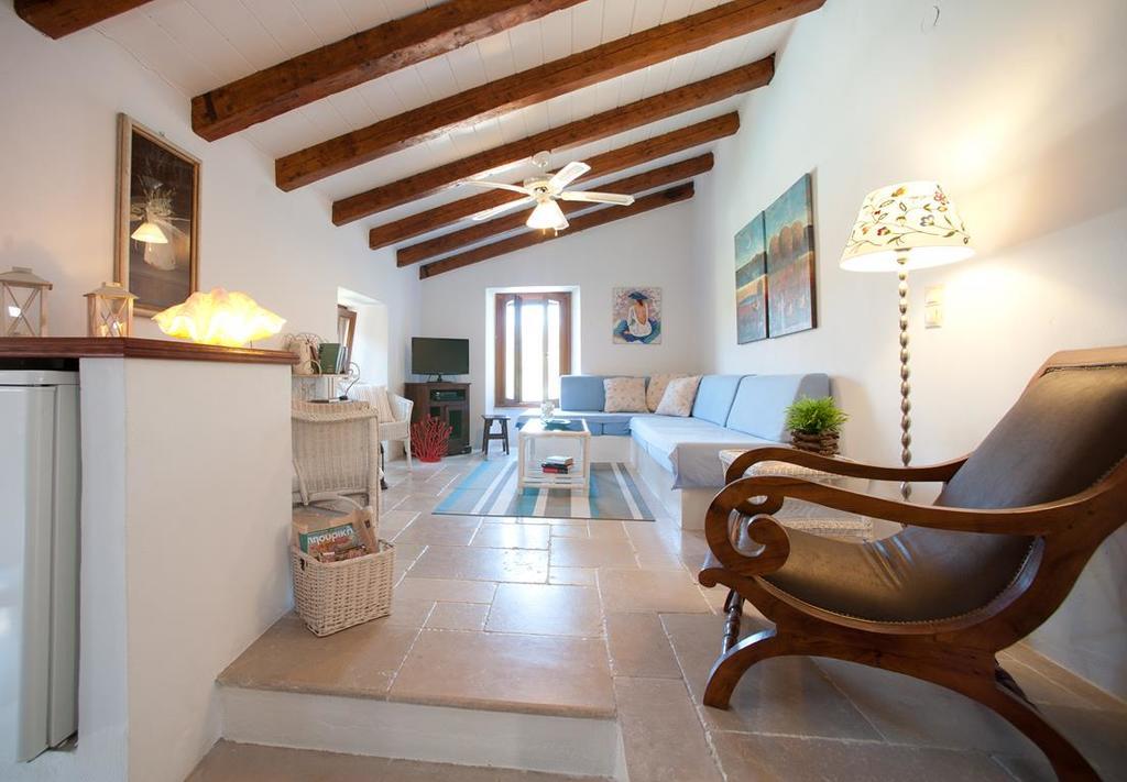 Villa Kiparissi *