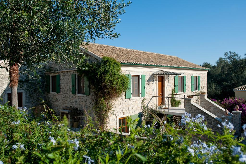 Villa Kiparissi Kourtaiika